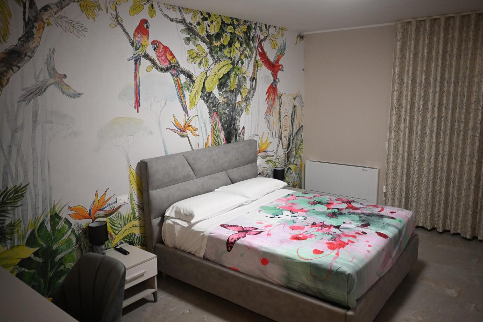 The Paris Rooms B&B Reggio di Calabria Dış mekan fotoğraf