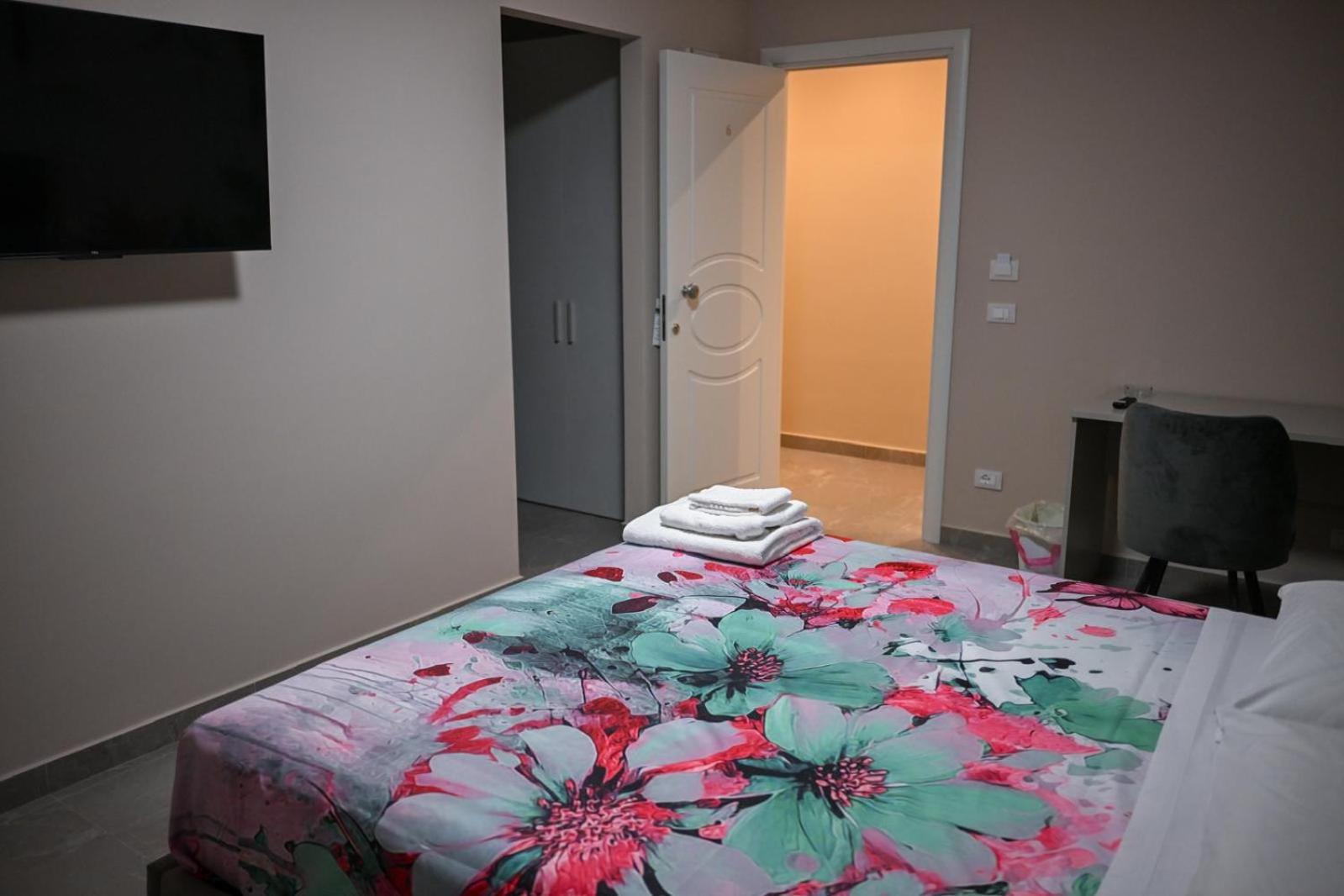 The Paris Rooms B&B Reggio di Calabria Dış mekan fotoğraf